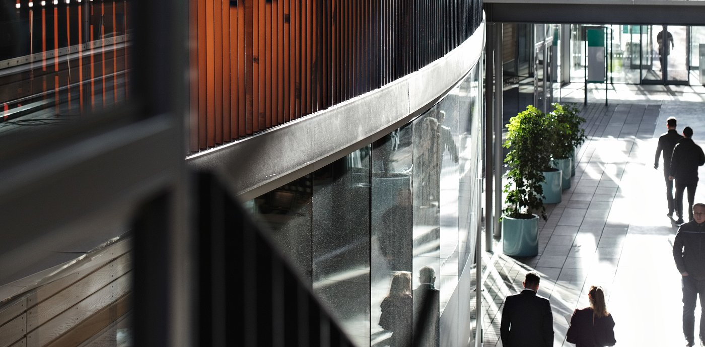 Inngangsparti i et næringsbygg Foto: GK Gruppen/Johnér Bildbyrå Inngangsparti i et næringsbygg