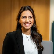 Portrætbillede af Navneet Grewal Bajwa