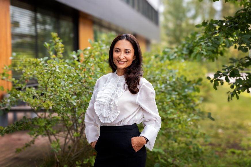 Portrætbillede af Uzma Sadar Bhatti, juridisk direktør i GK.