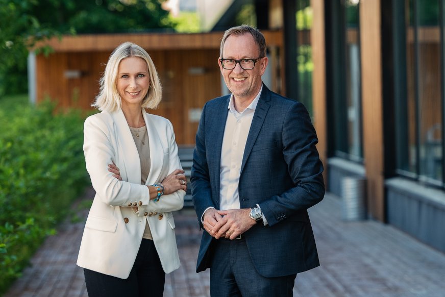 koncerndirektør bæredygtighed, marked og kommunikation Guro Steine og koncernchef Kim Robert Lisø